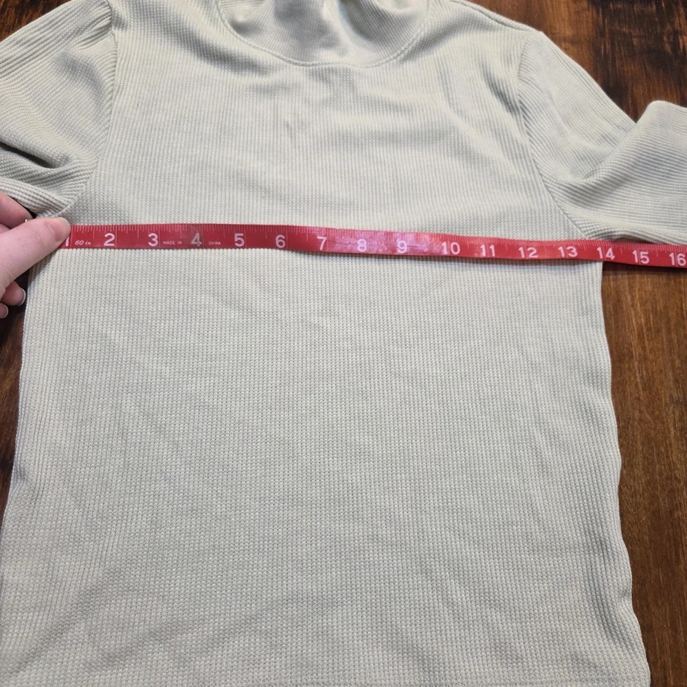 Ribbed Mock Neck Long-Sleeve Crop Top - Light Sage American Eagle Size M
